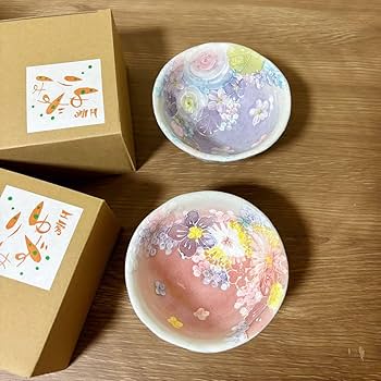 Amazon.co.jp: ゆずりは工房 瀬戸焼 紅彩花間取 彩ばら花紋 飯碗